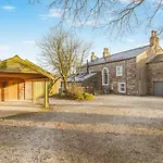 7 Bed In Horton-in-ribblesdale Oc-r34007