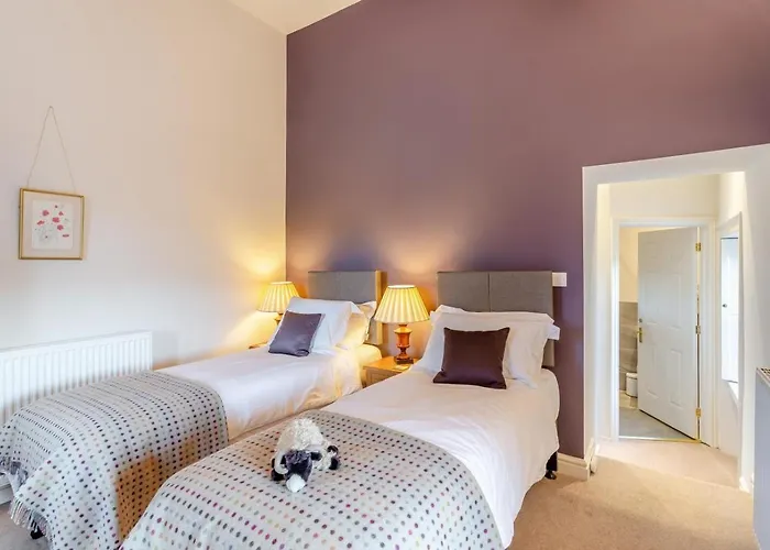 7 Bed In Horton-in-ribblesdale Oc-r34007